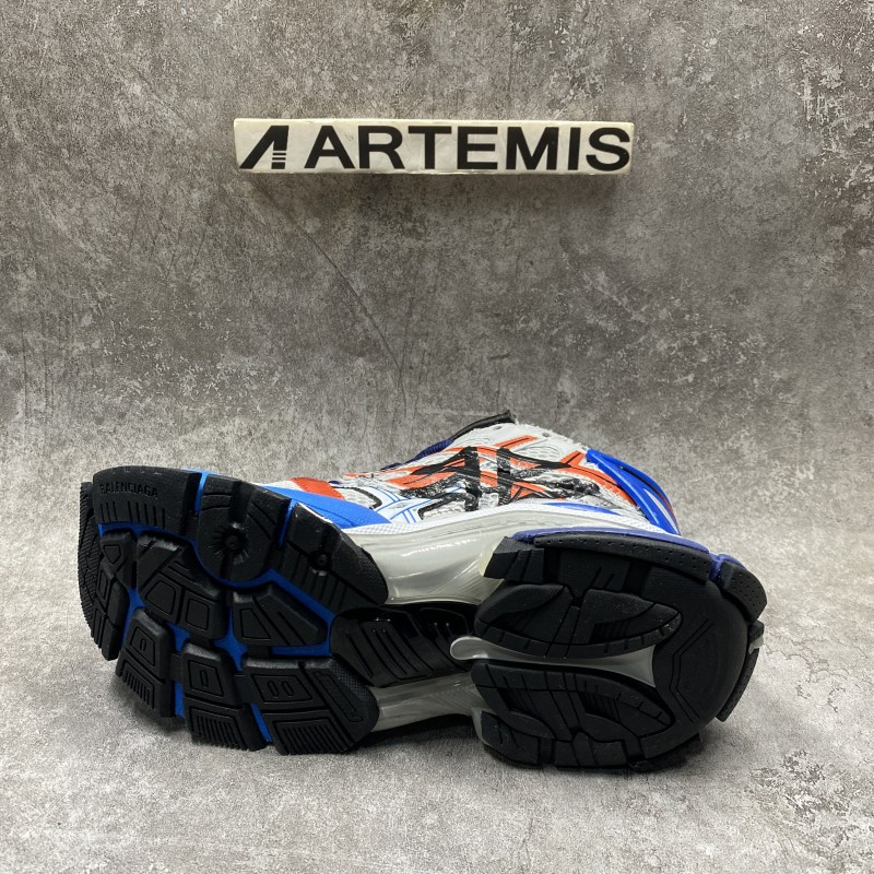 Ba*len*cia*ga graffiti runner sneaker in blue