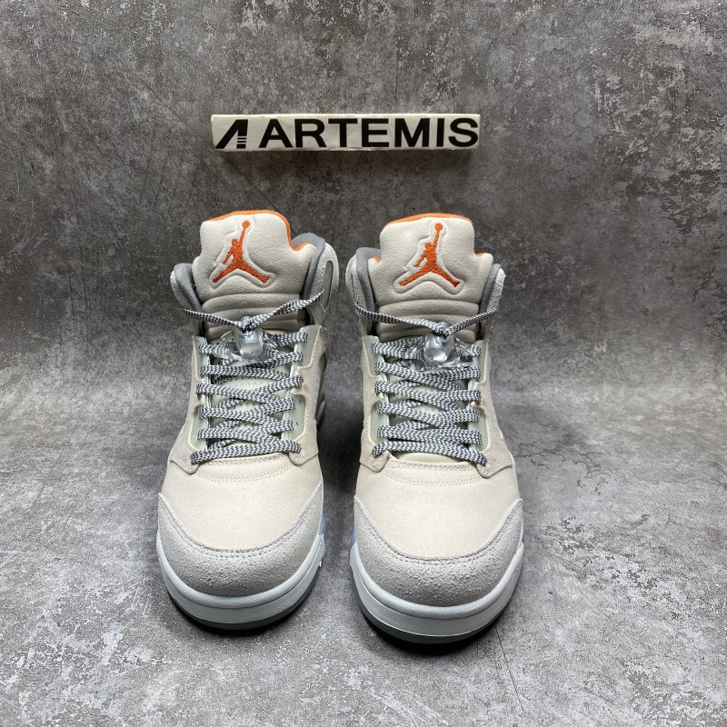 Air Jordan 5 Retro SE Craft Light Orewood Brown