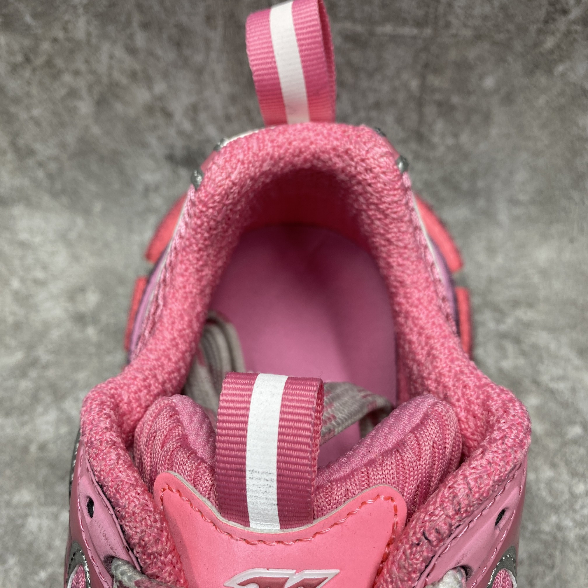 Balenciga 3XL Sneaker Worn Out Pink Silver