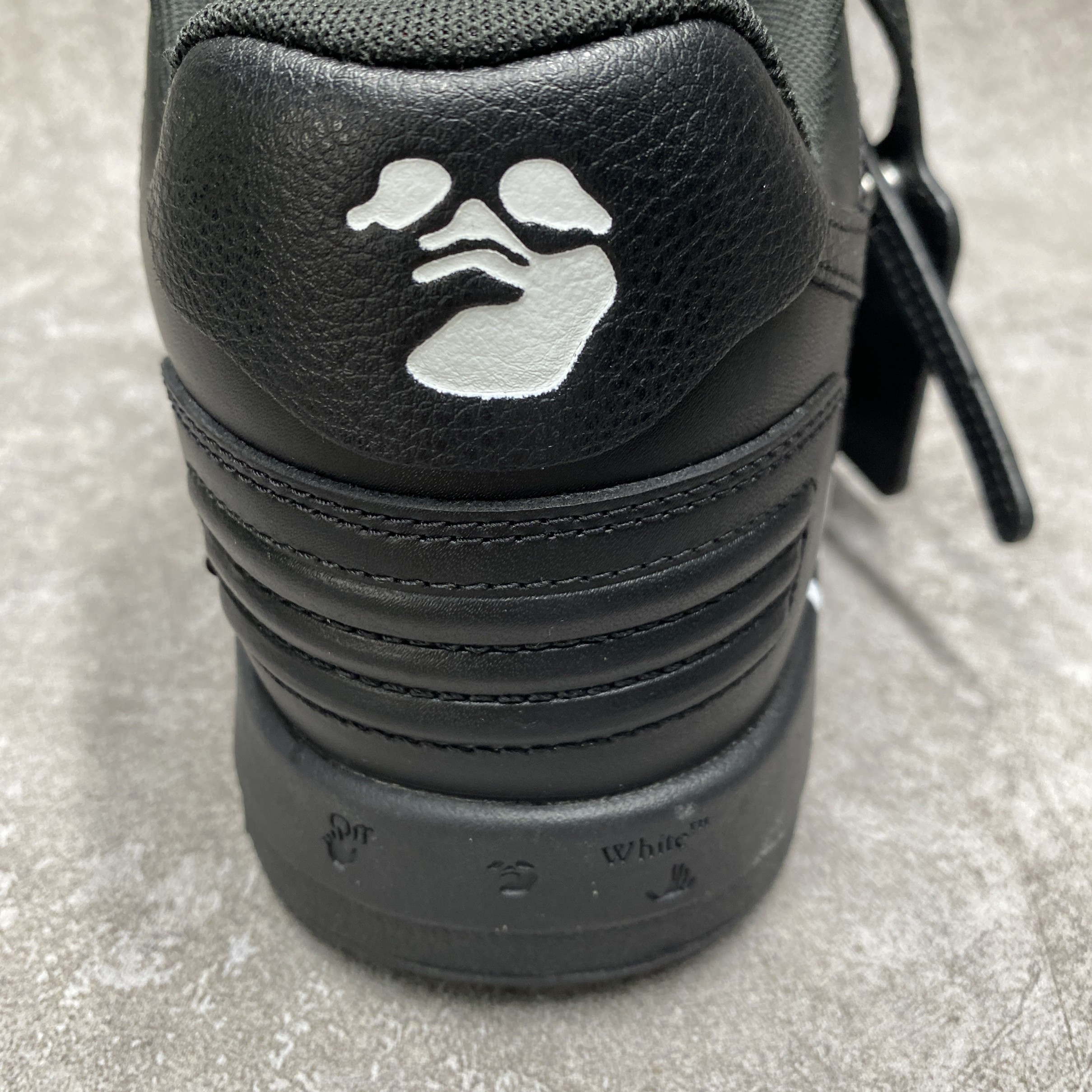OFF-WHITE Out Of Office OOO For Walking Low Tops Black White (SS22)