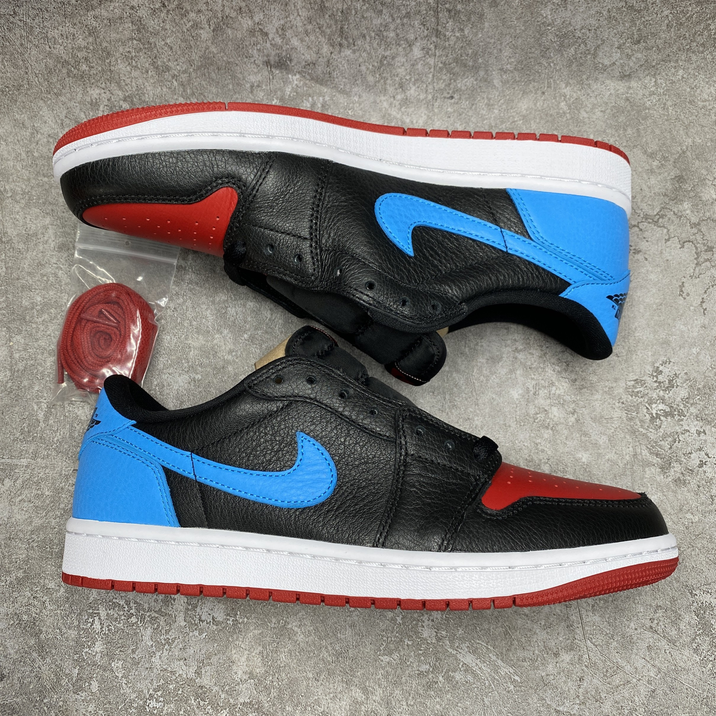 Air Jordan 1 Retro Low OG