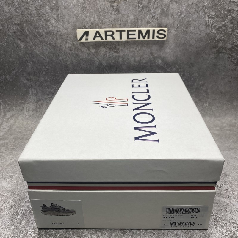 Moncler Trailgrip Gray