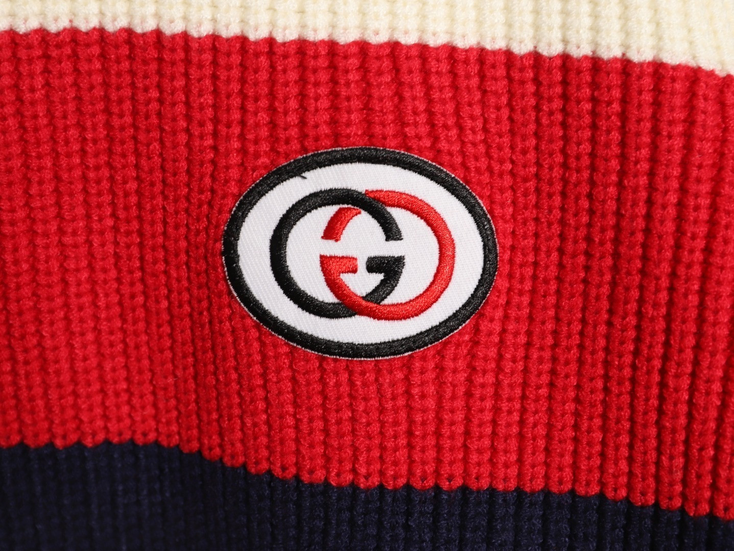 G*u*i 25fw sweaters coats