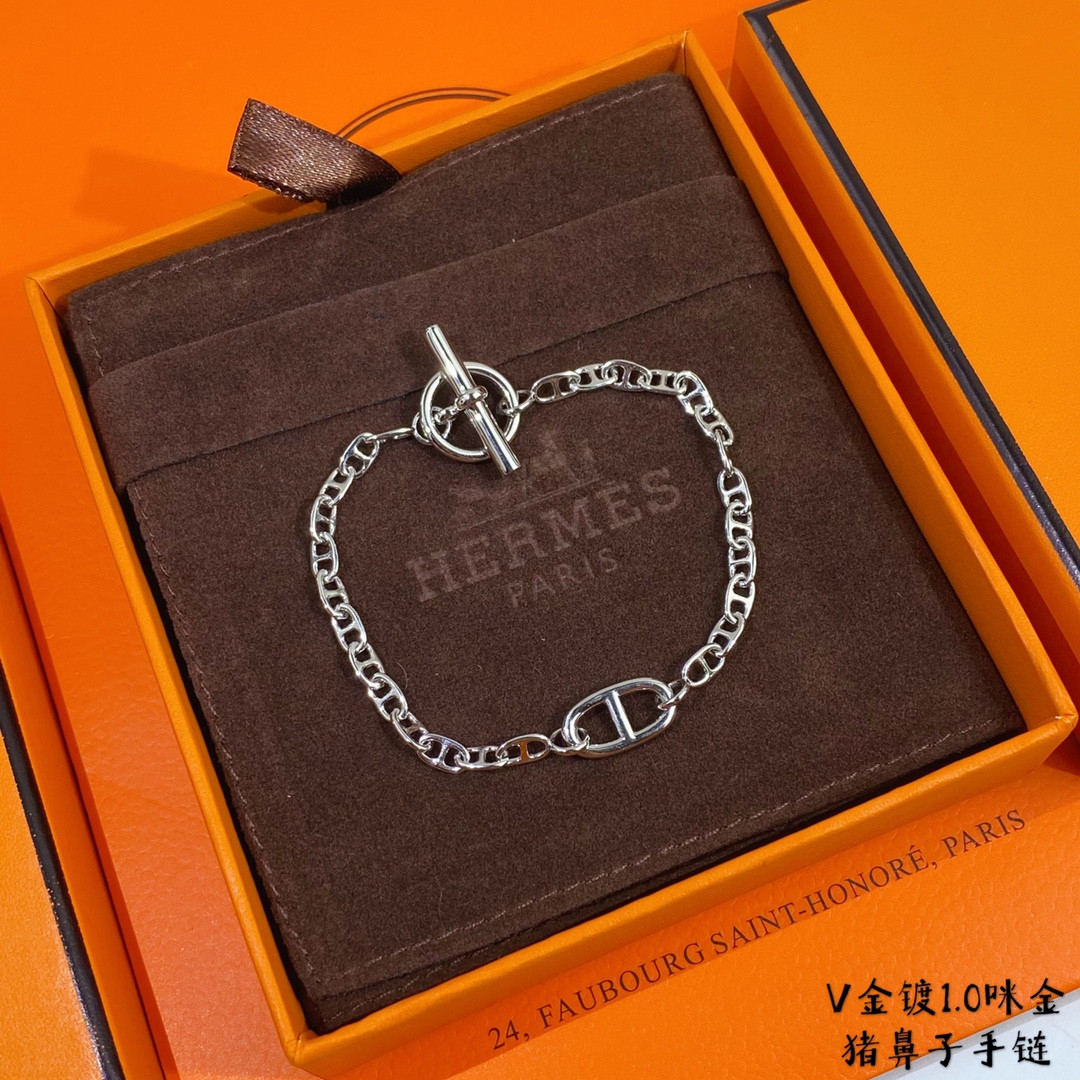 H**mes thick chain pig nose bracelet