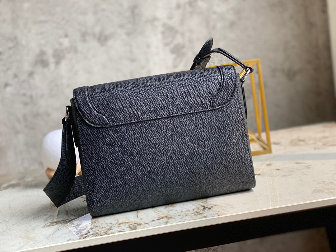 LV NEW FLAP MESSENGER M30807