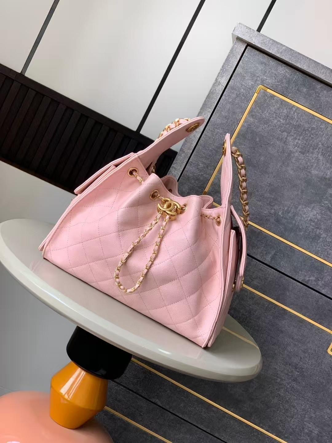 Ch*el 25c bucket bag 26x30x14cm