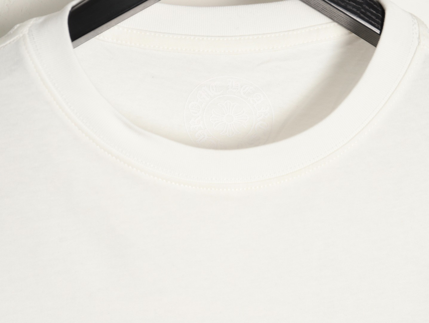 Ch**me He**ts 25fw long-sleeved t-shirt