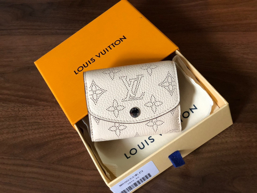 LV IRIS XS WALLET M67499