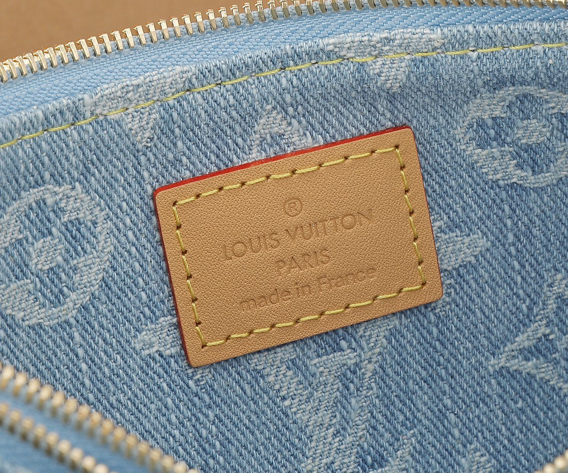 LV Pochette M83532 24.5× 13.5× 6.5CM