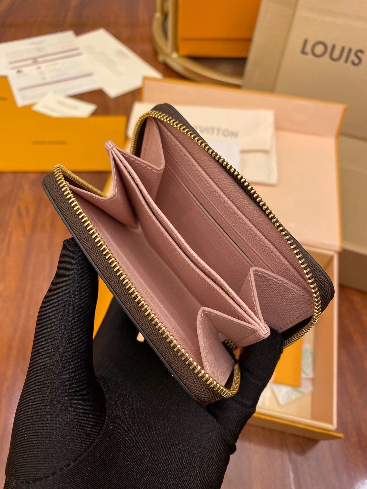 LV ZIPPY COIN PURSE N60213
