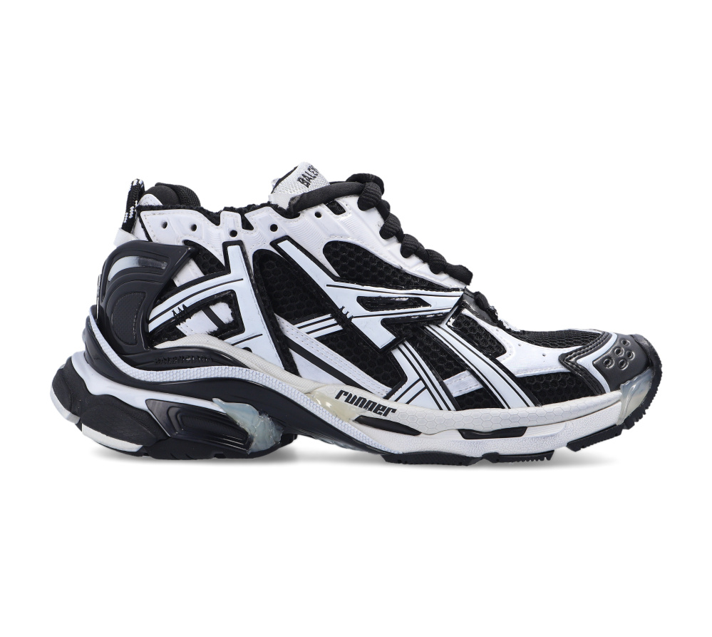 Balenciga Runner Sneaker Black White