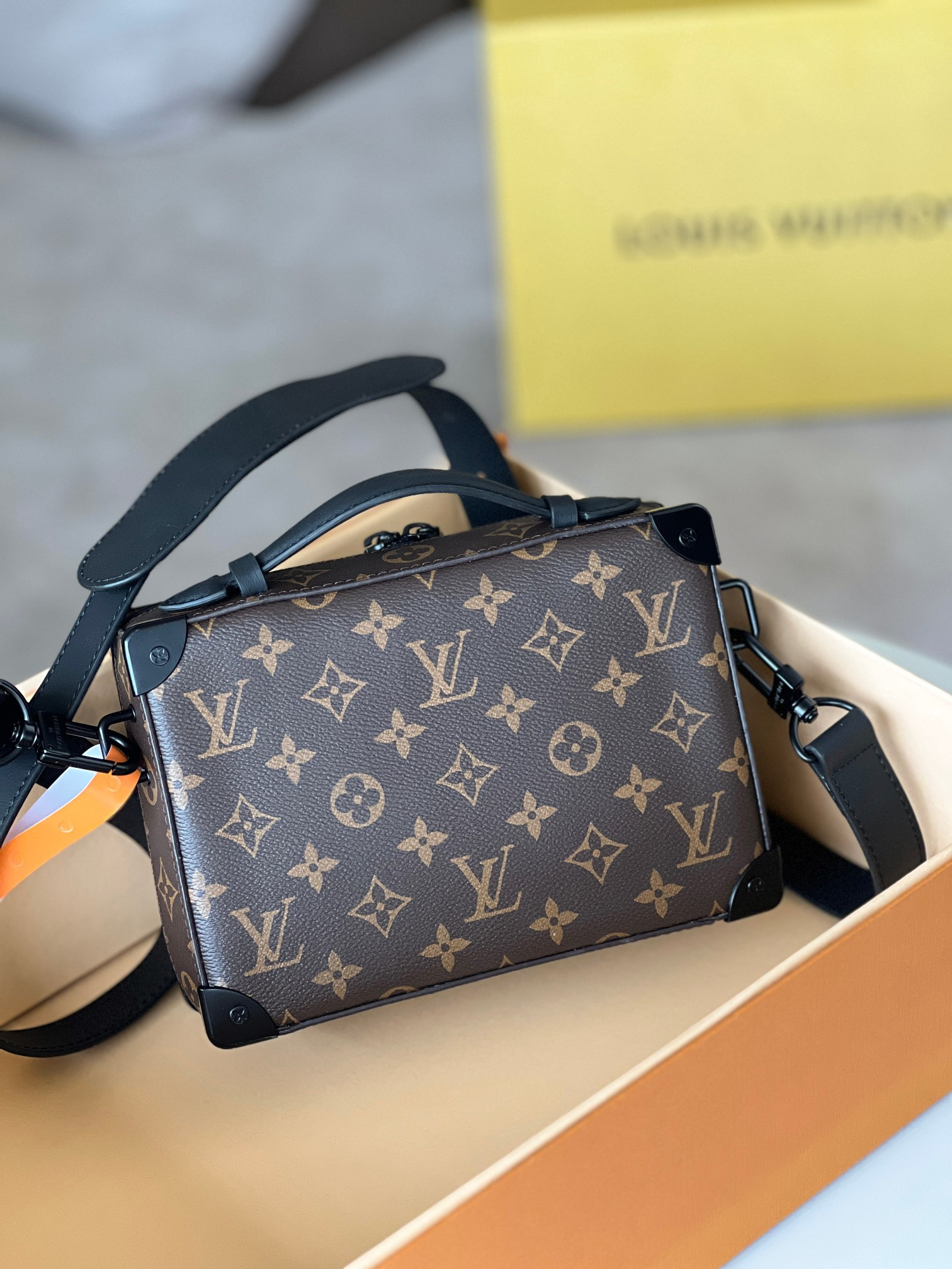 LV M45935 Outdoor Messenger 10.2 x 7.9 x 4.1 inches