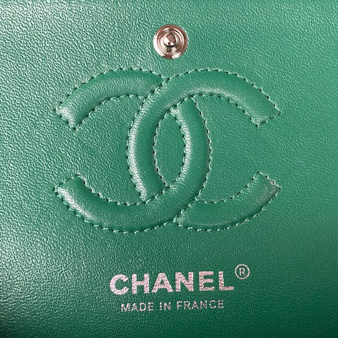 Ch*el small classic handbag grained shiny calfskin & silver-tone metal green 5.7 × 9 × 2.3 in
