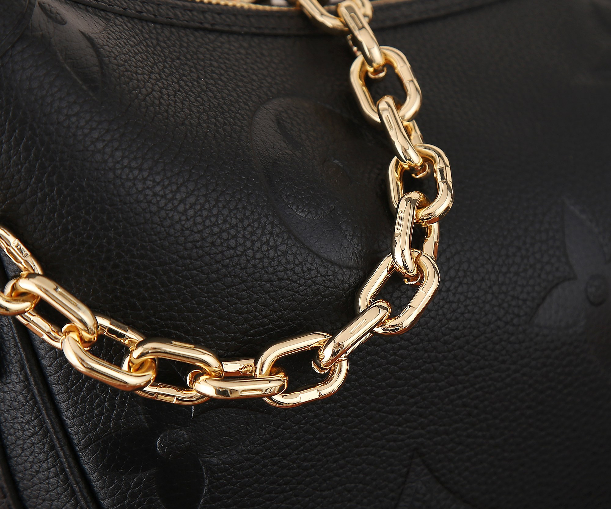 LV Loop Hobo M46725 15 x 10.2 x 3.9 inches