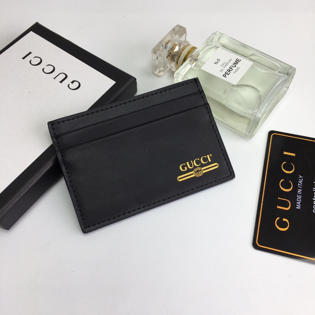 G*u*i gg card case wallet