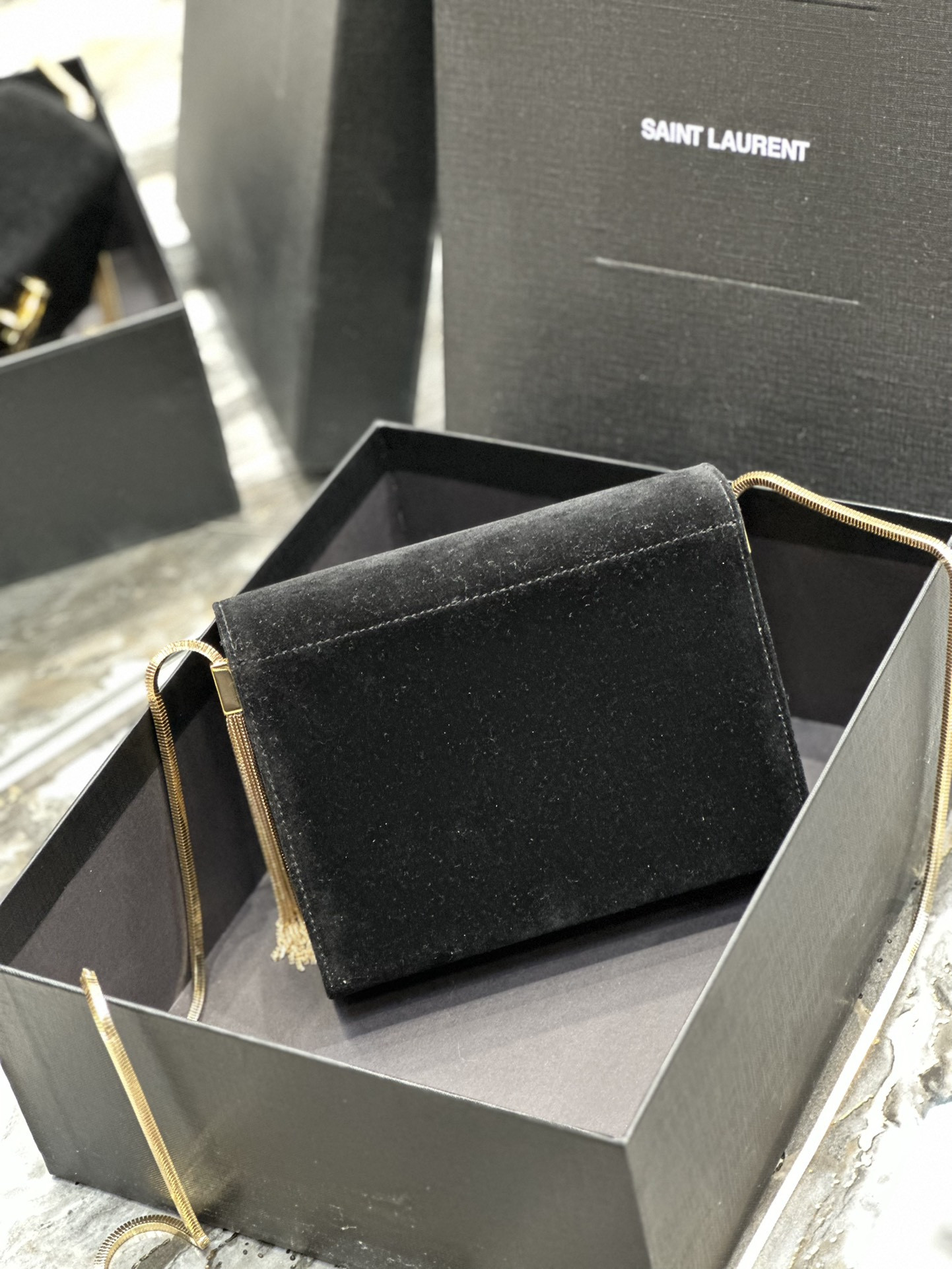 Y*L kate small in black 7.8 x 4.9 x 1.9 inches
