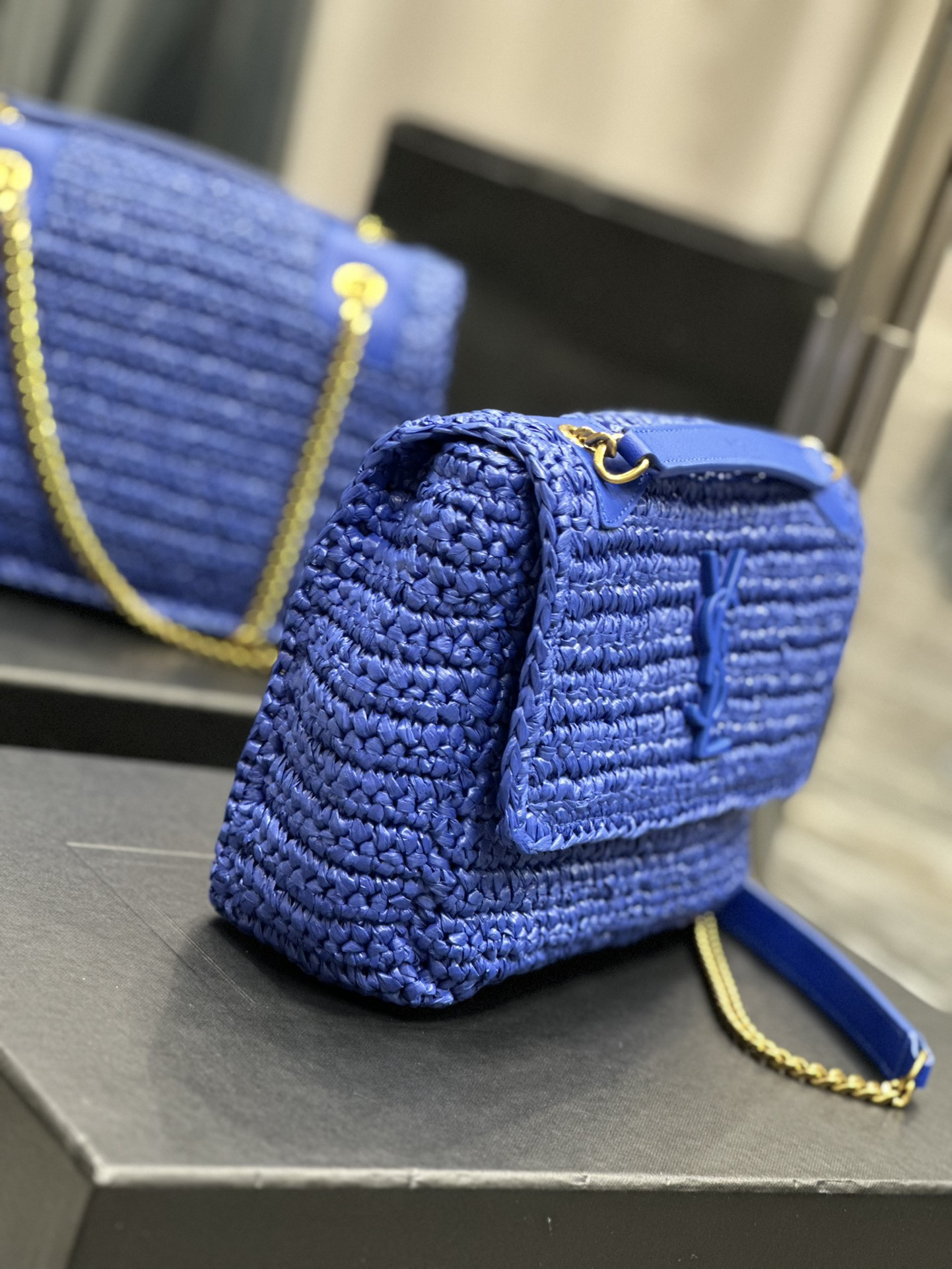 Y*L niki chain bag in raffia and leather blue 22×16.5×12 cm