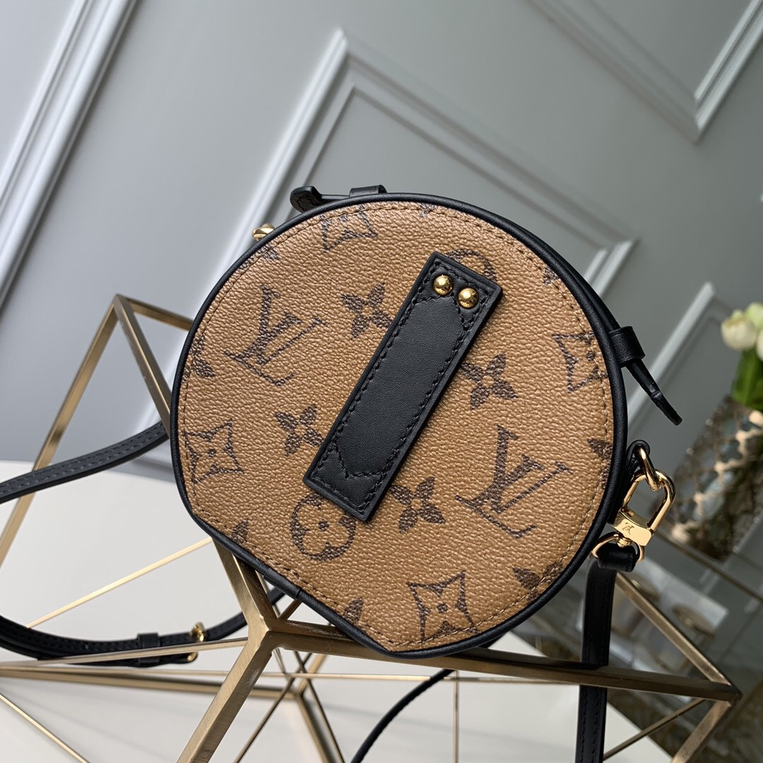 LV Mini Boite Chapeau M68276 13x12x6.5 cm