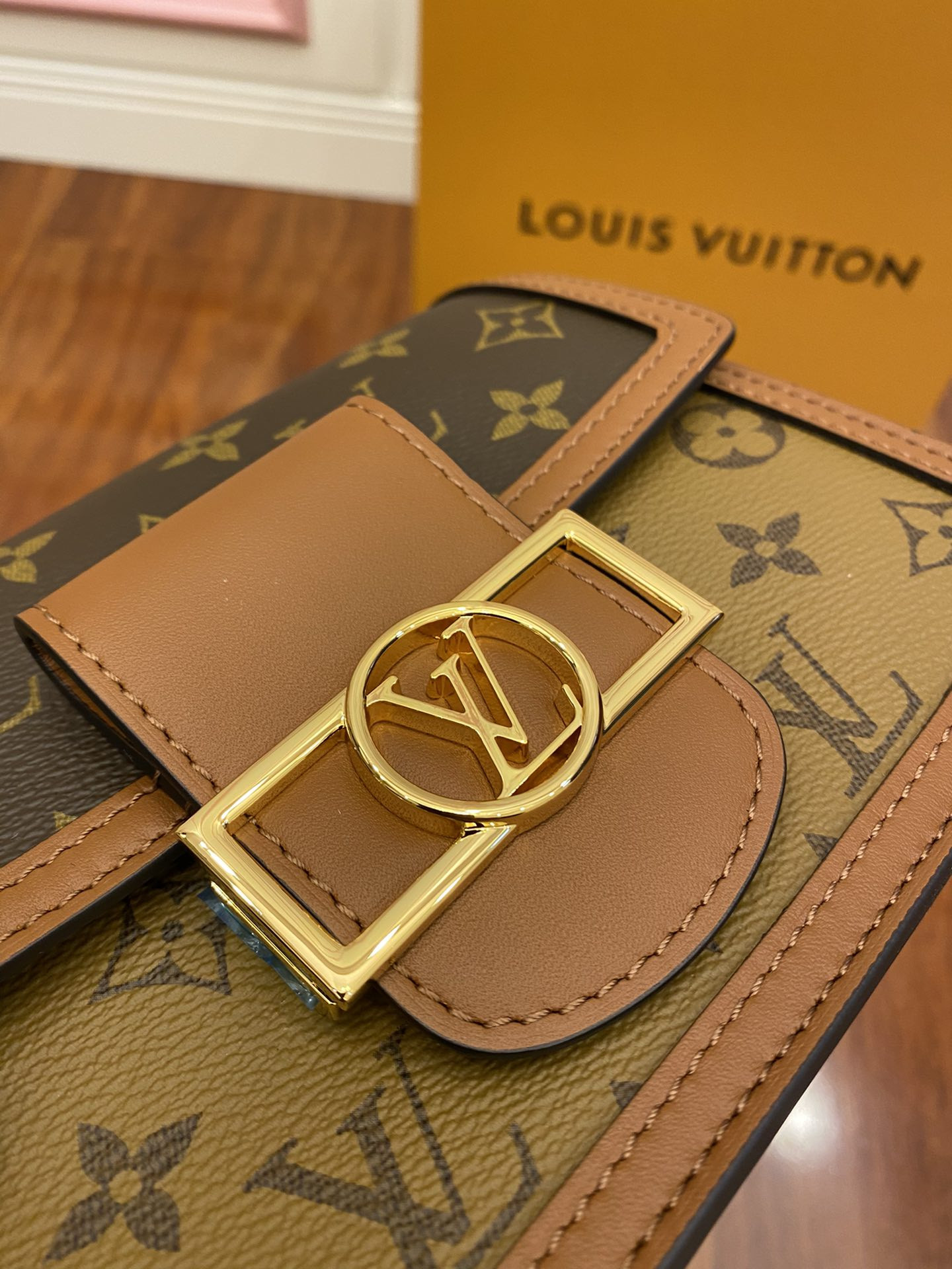 LV M44580 MINI DAUPHINE 7.9 x 5.9 x 3.5 inches