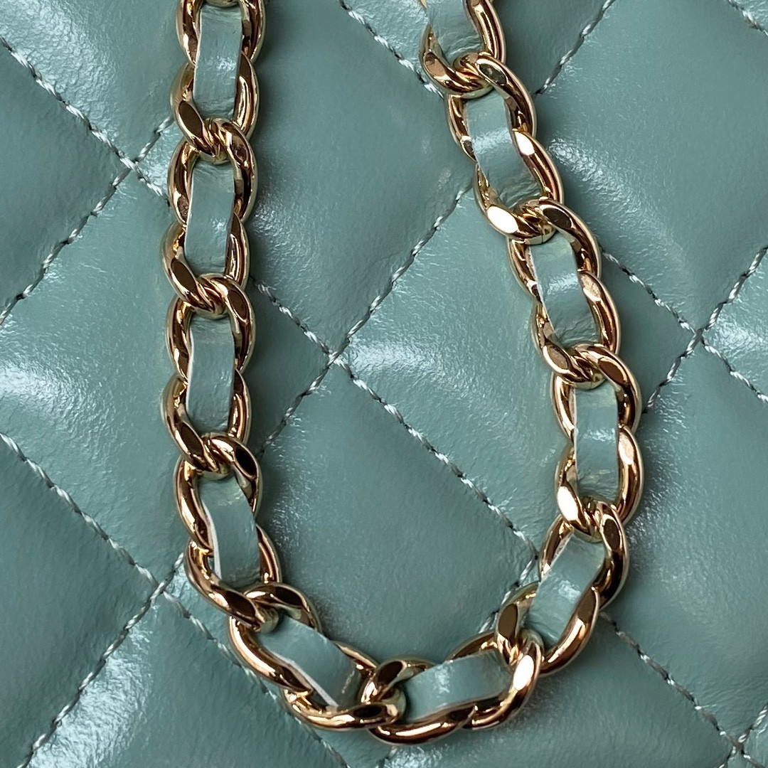 Ch*el 24p chain leather square box shoulder bag blue 16x10x8cm