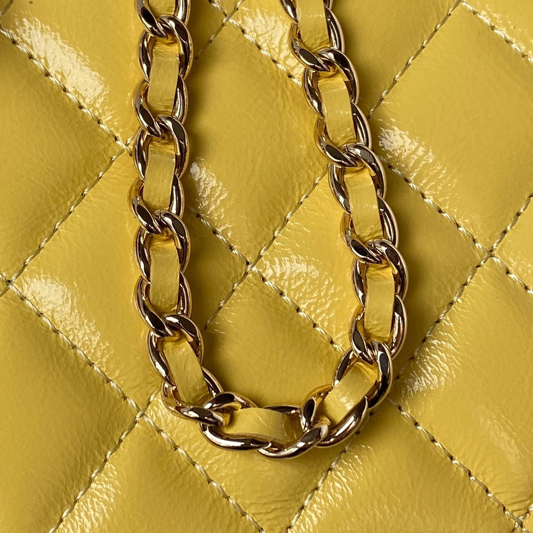 Ch*el 24p chain leather square box shoulder bag yellow 16x10x8cm