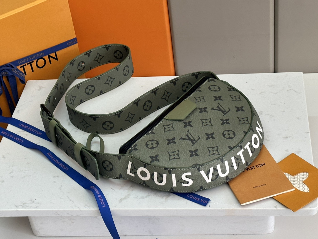 LV M23838 Moon Crossbody 9.6 x 6.3 x 1.8 inches