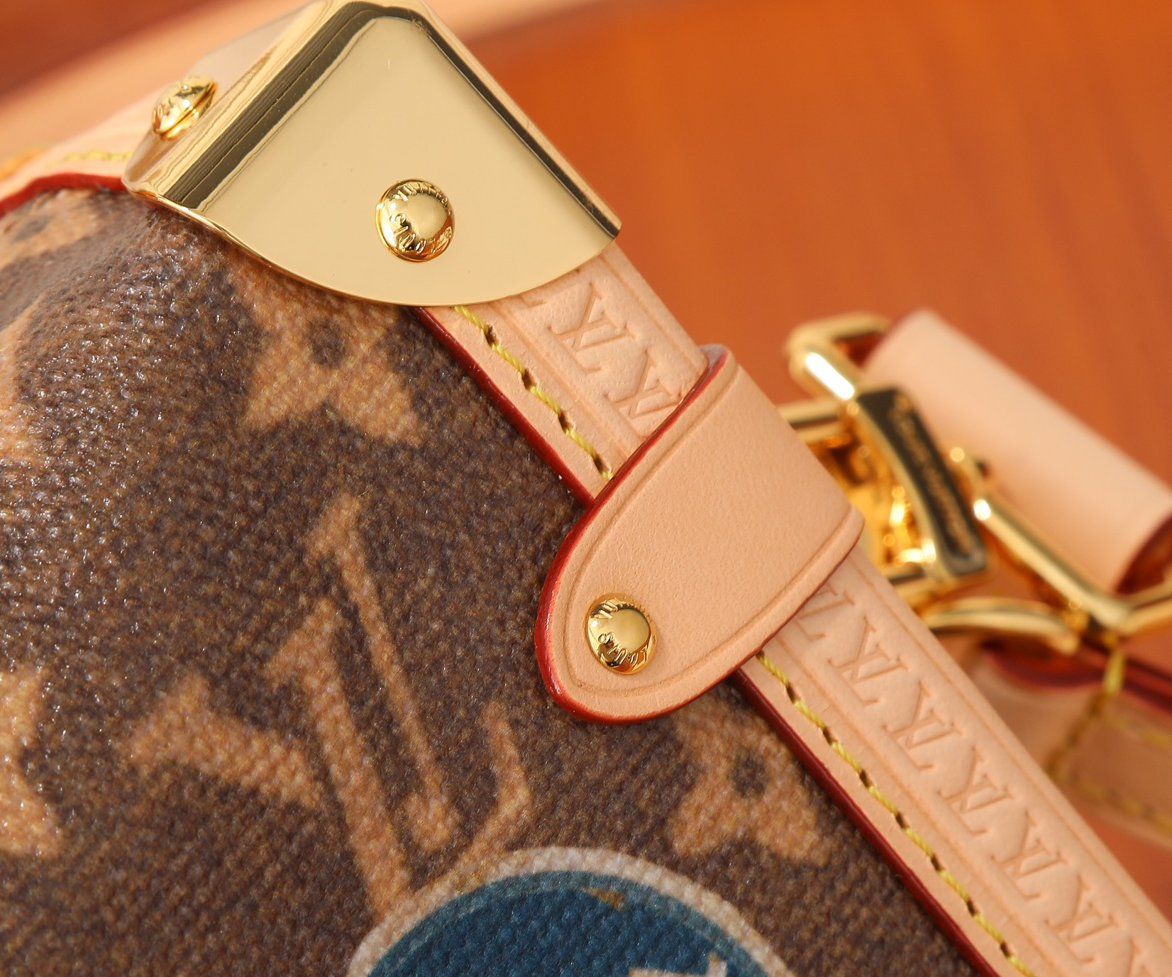 LV  Side Trunk MM M47085 8.3 x 5.5 x 2.4 inches