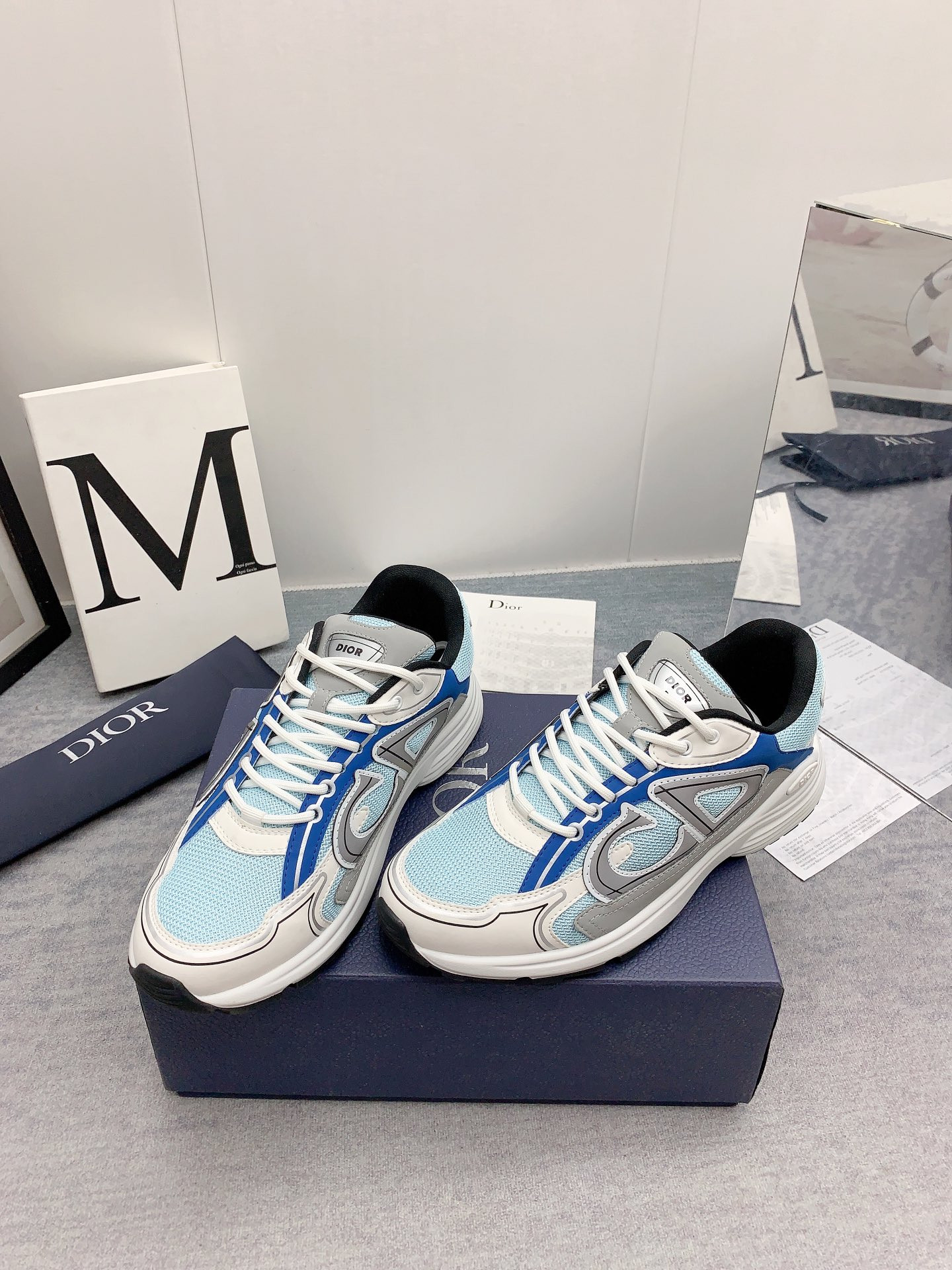 ua D*or b30 light blue mesh