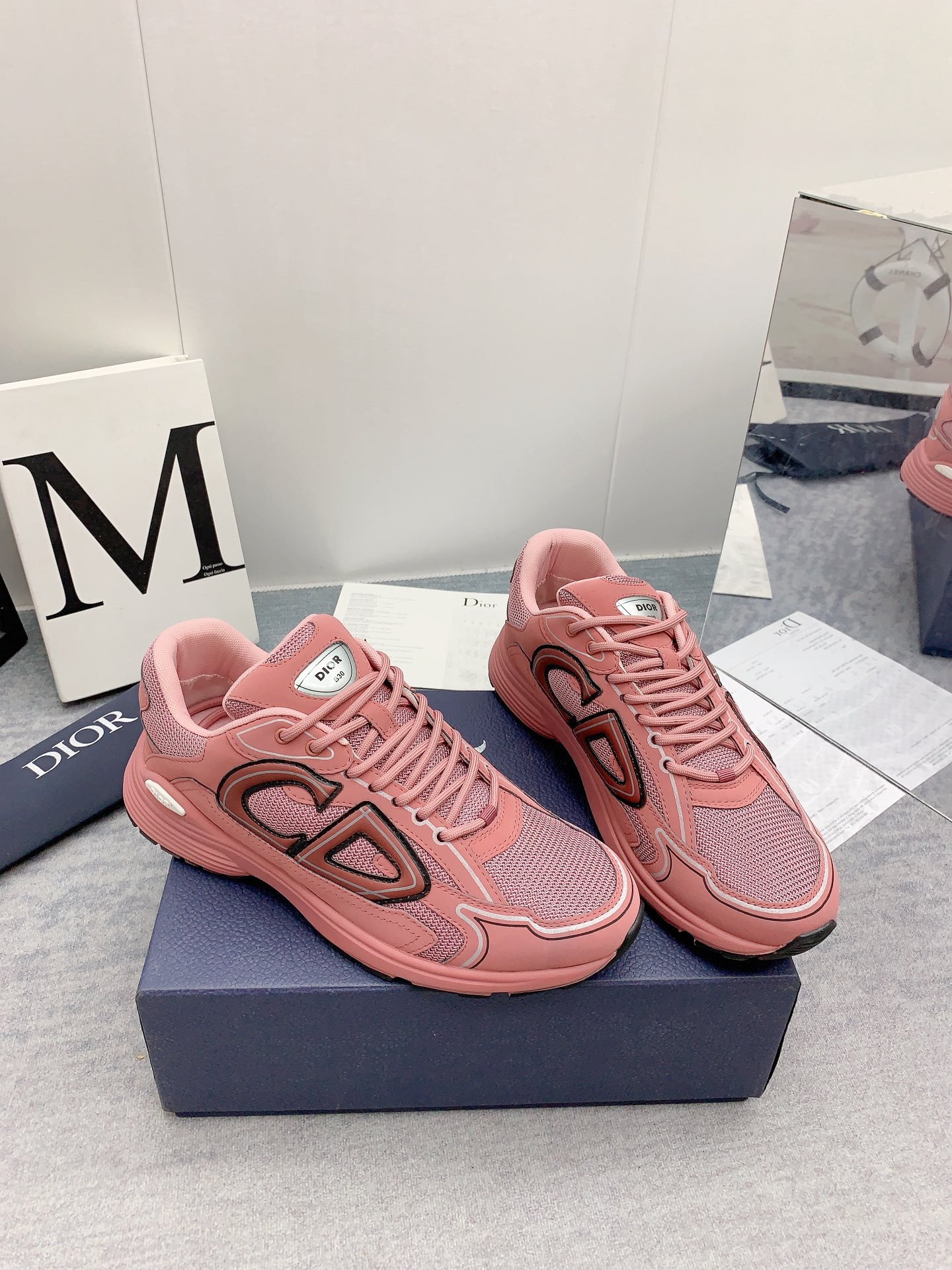 ua D*or b30 sneaker