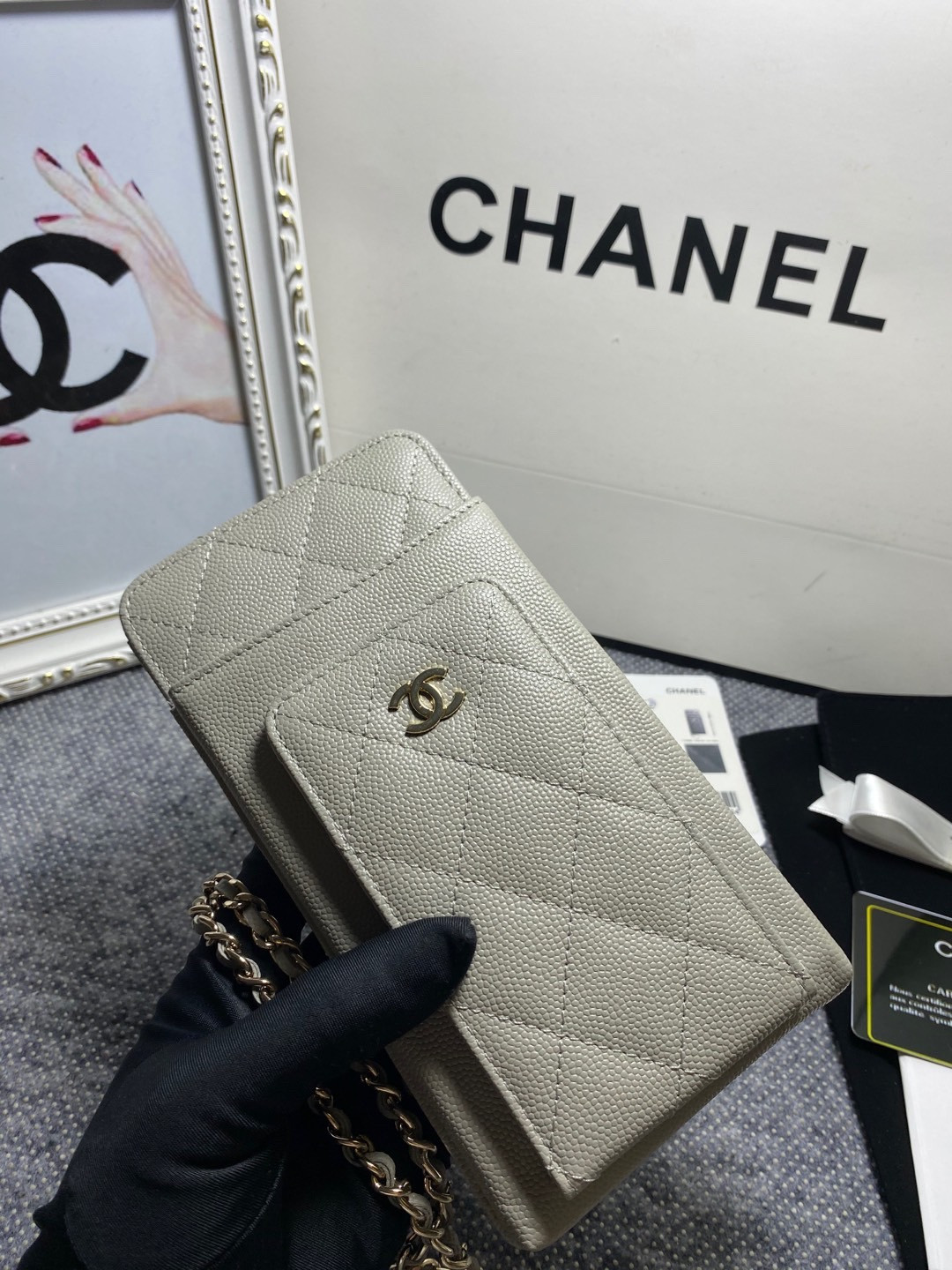 Ch*el long zipped wallet 19-11cm