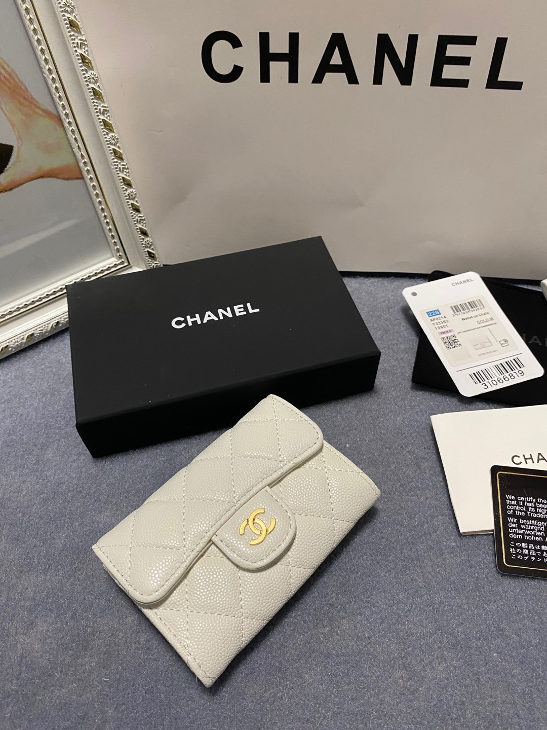 Ch*el card holder 11.3 x 7.5 x 2.5 cm