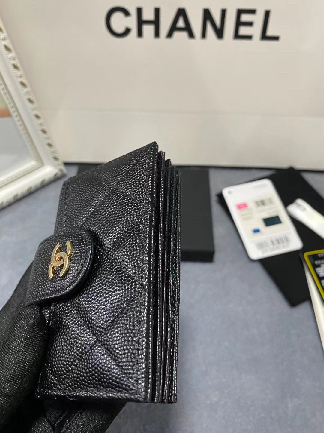 Ch*el card holder 10.4×7×2cm