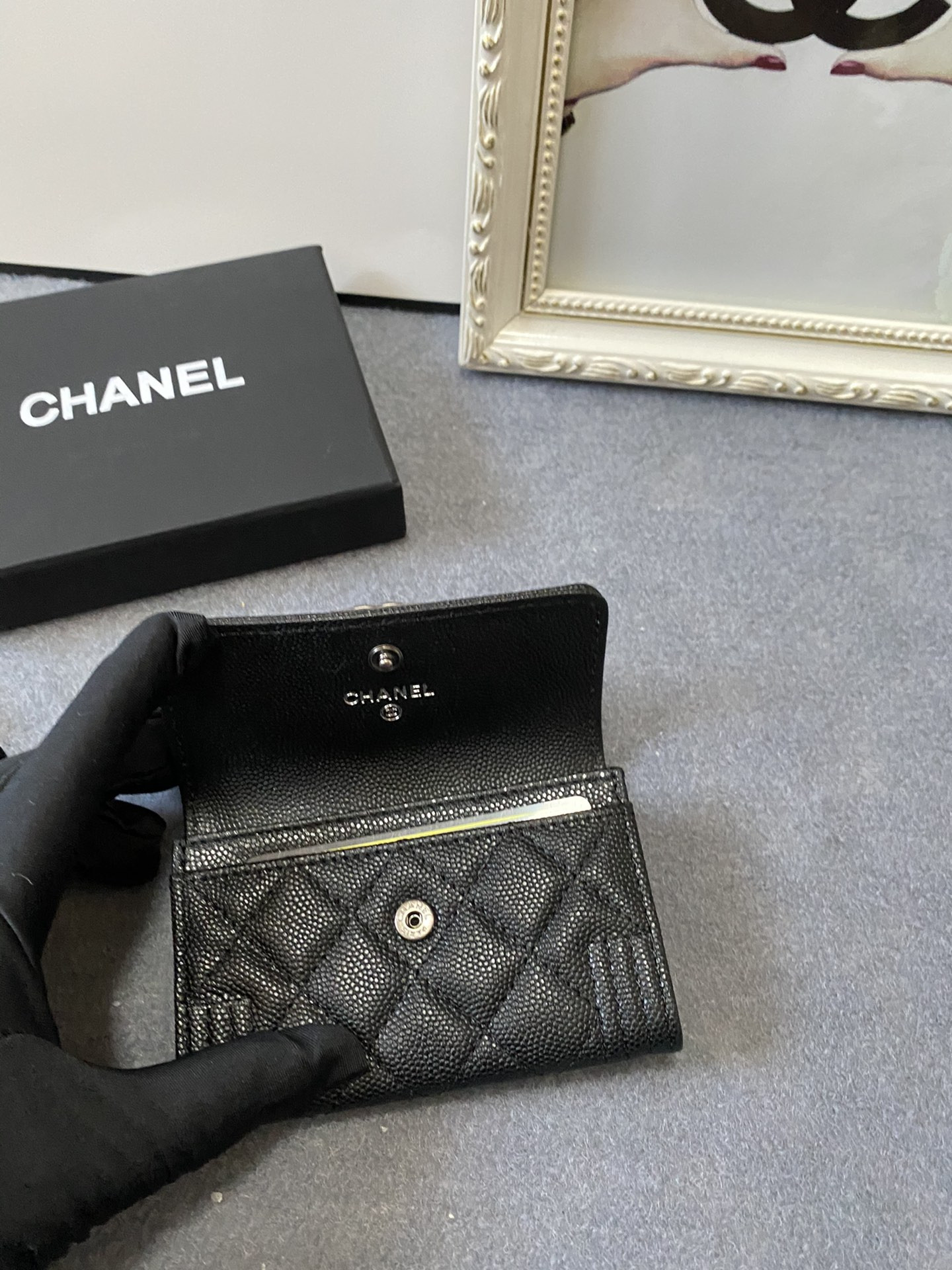 Ch*el flap wallet 12-7cm