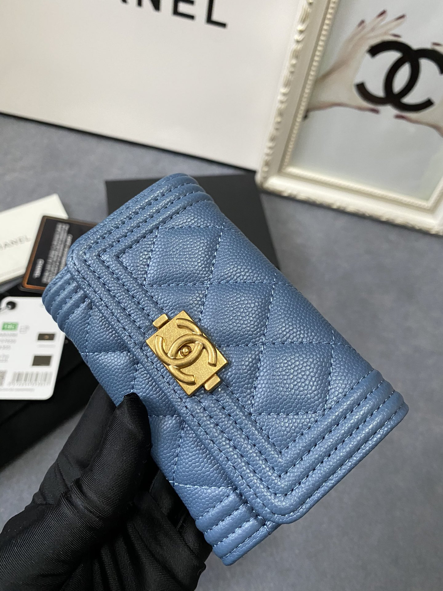 Ch*el flap wallet 12-7cm