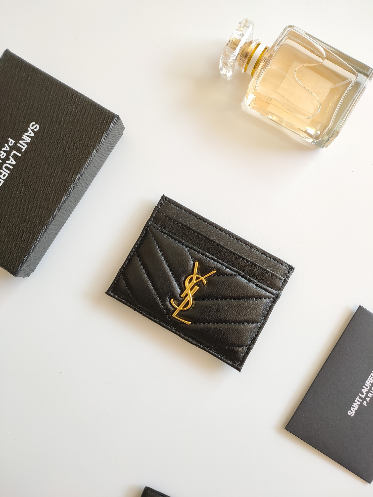 Y*L card holder 10.5×7.5×0.5cm