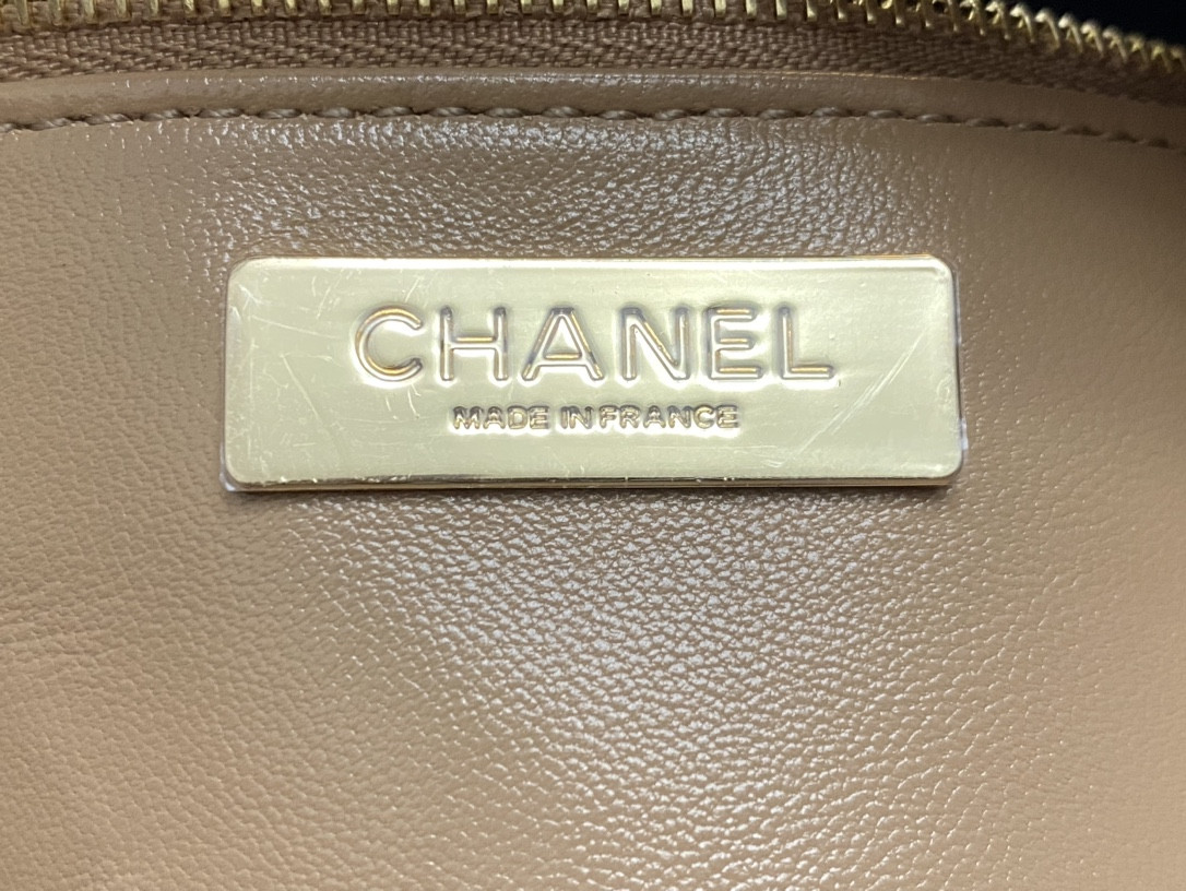 Ch*el mini shopping bag shiny lambskin & gold-tone metal 22x23x5.5cm