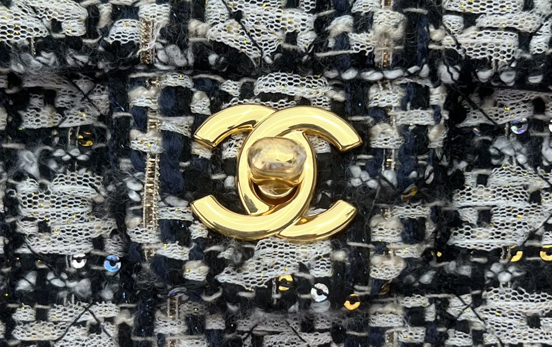 Ch*el mini classic 11.12 handbag tweed & gold-tone metal 4.7 × 7.8 × 2.3 in