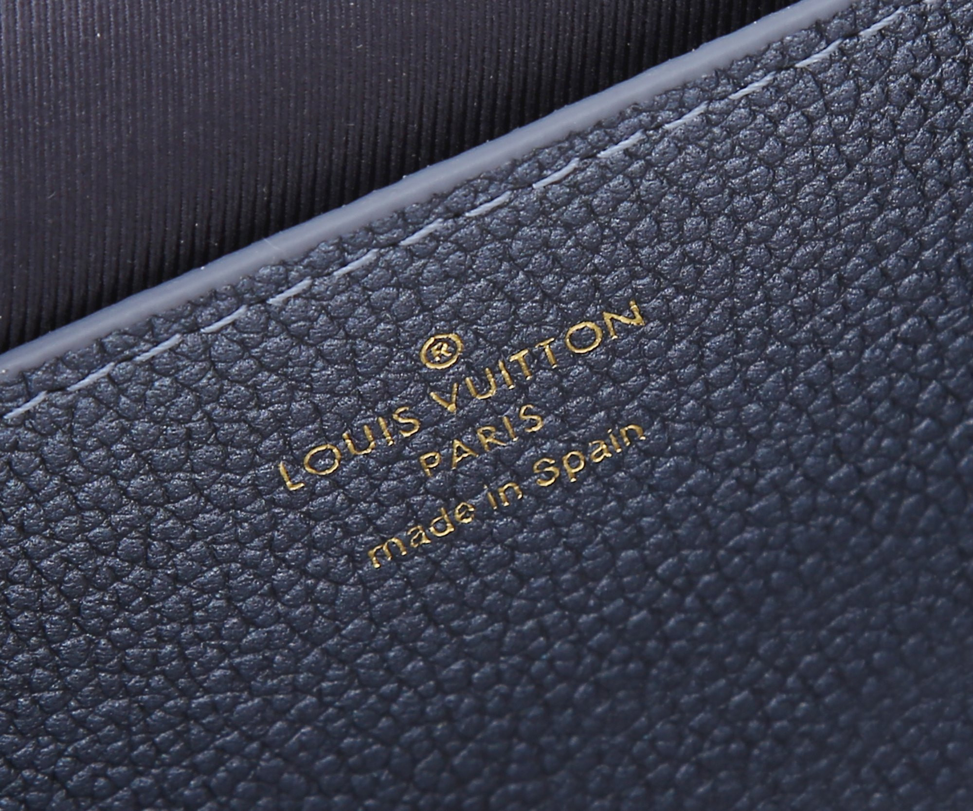 LV Wallet On Chain Métis M82671 7.5 x 4.3 x 2.2 inches