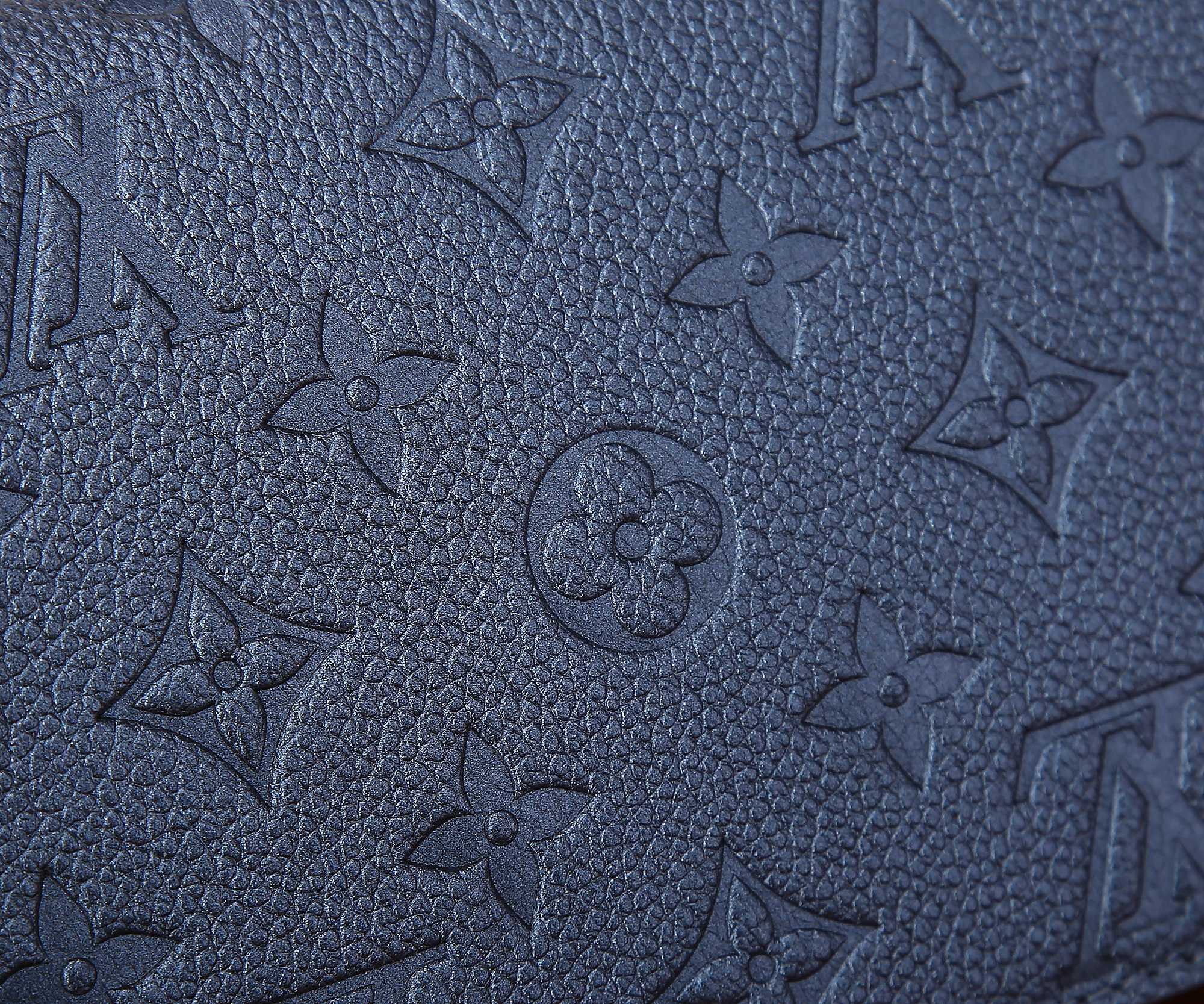 LV Wallet On Chain Métis M82671 7.5 x 4.3 x 2.2 inches