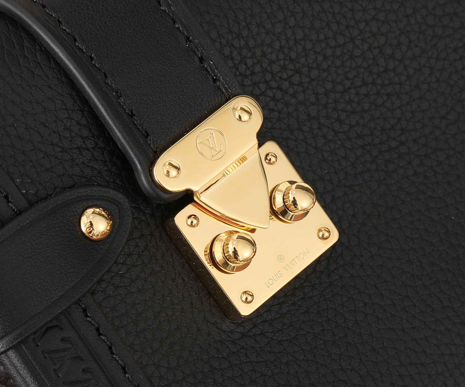 LV Side Trunk PM M23817   7.1 x 4.9 x 3.1 inches