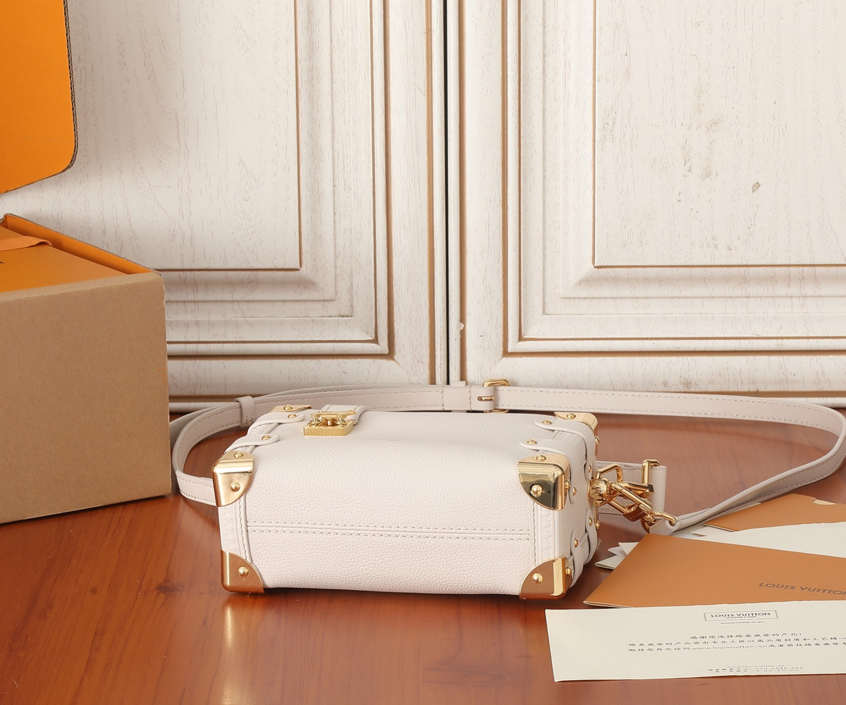 LV Side Trunk PM M23915  7.1 x 4.9 x 3.1 inches