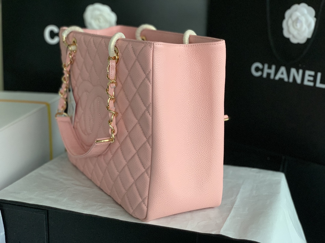 Ch*el gst caviar leather hardware 24x33x13cm