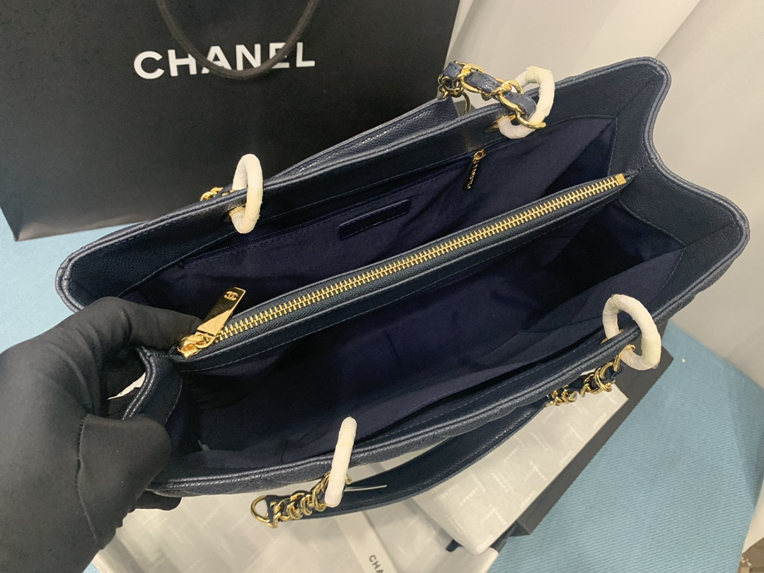Ch*el gst caviar leather hardware 24x33x13cm