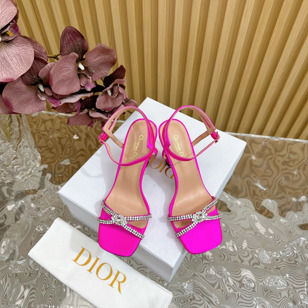 ua D*or slingback pump