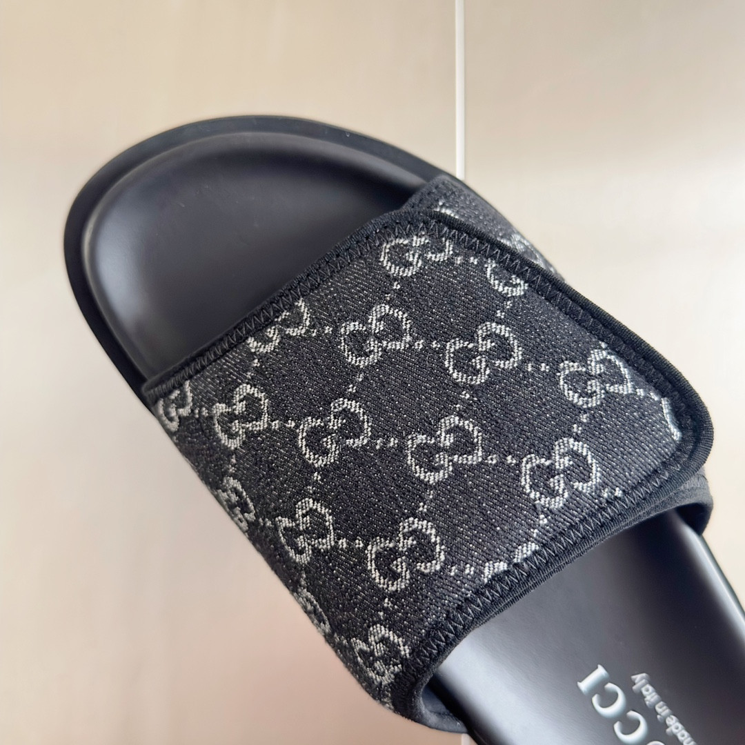 ua G*u*i gg slide sandal