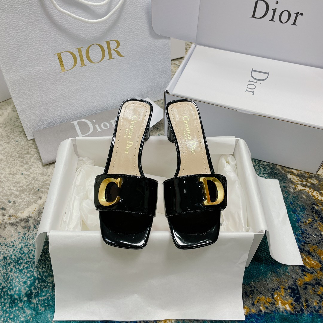ua D*or or c'est D*or heeled slide