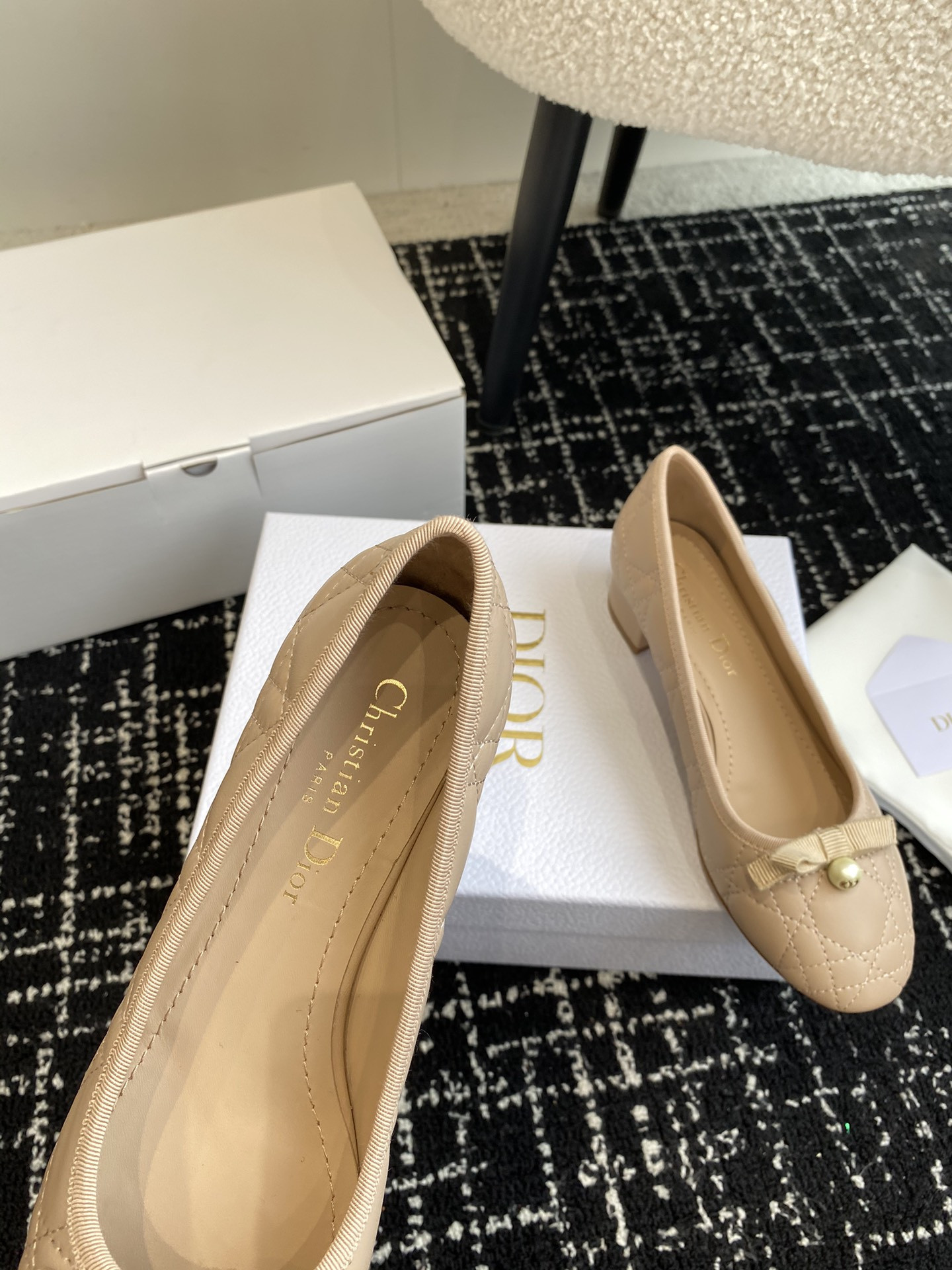 ua D*or ballet pump