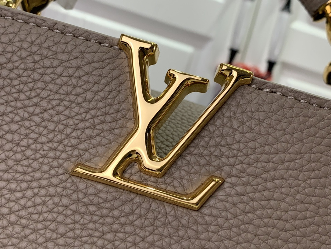 LV Capucines Mini M4886 27x18x9cm