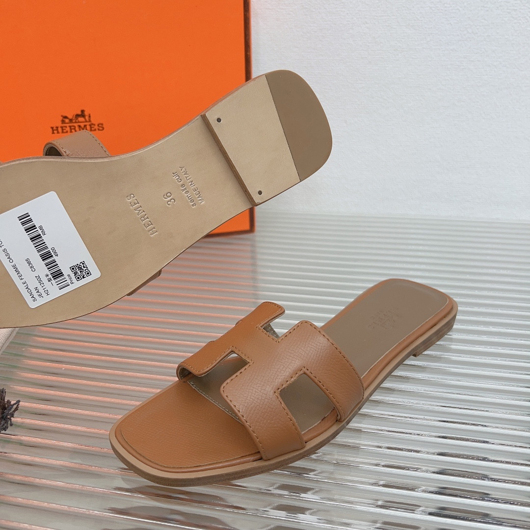 ua H**me5 oran sandal