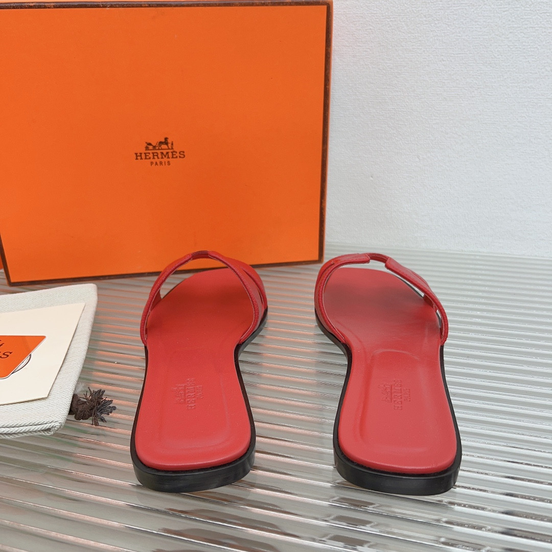 ua H**me5 oran sandal